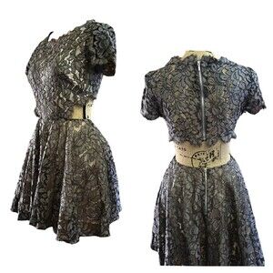 Dark‎ Academia Gothic Lace Open Back Mini Dress Bebe Size 4 Coquette Romantic